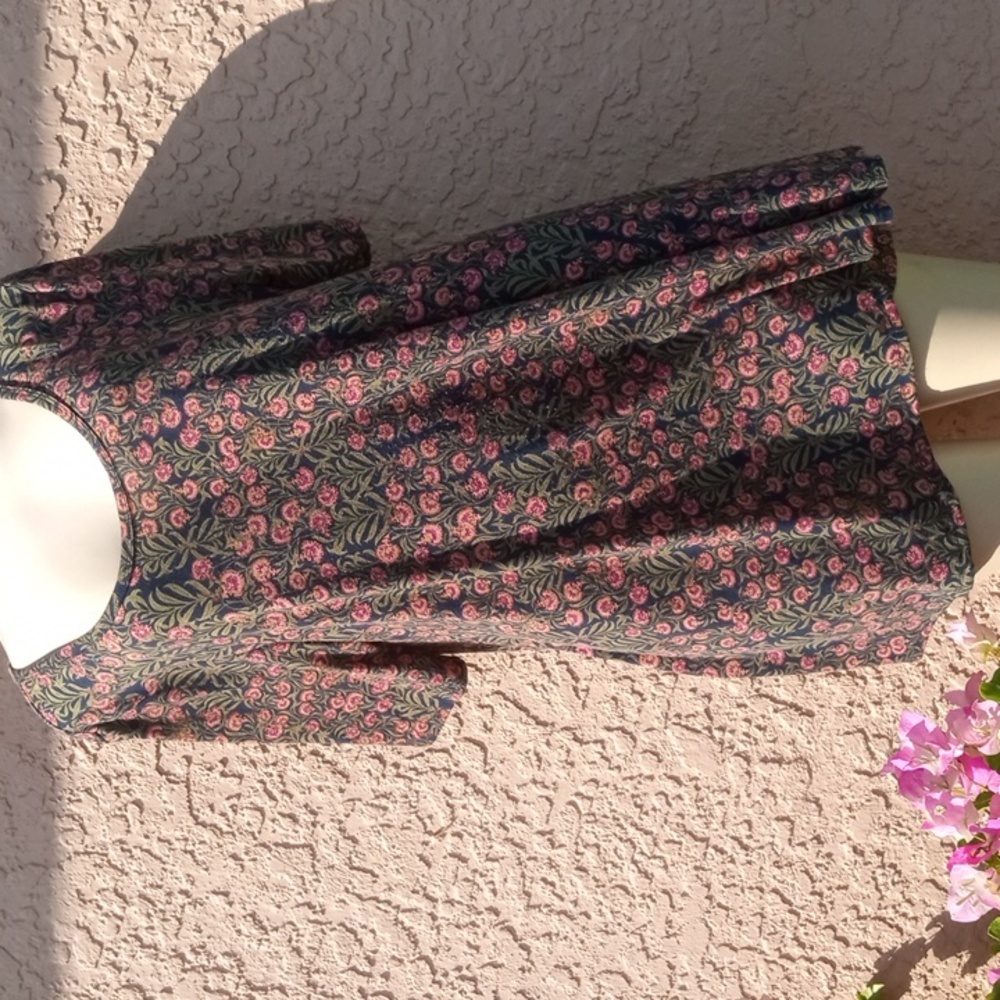 LulaRoe blouse